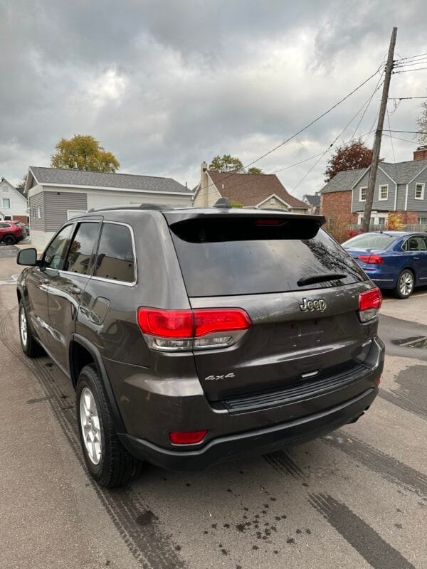 2014 Jeep Grand Cherokee Laredo - Image 7