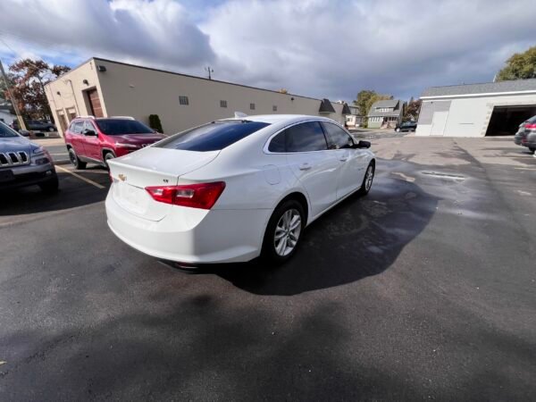 2018 Chevy Malibu LT - Image 6