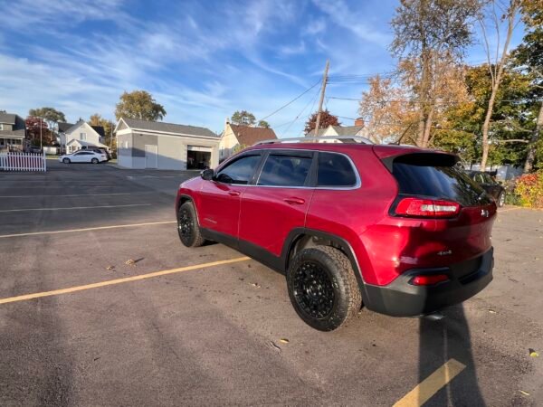 2015 Jeep Cherokee LATITUDE - Image 6