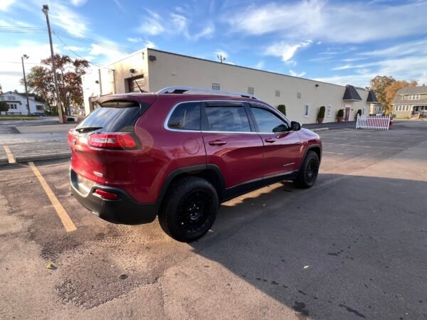 2015 Jeep Cherokee LATITUDE - Image 8