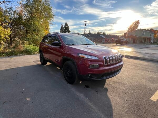 2015 Jeep Cherokee LATITUDE - Image 3